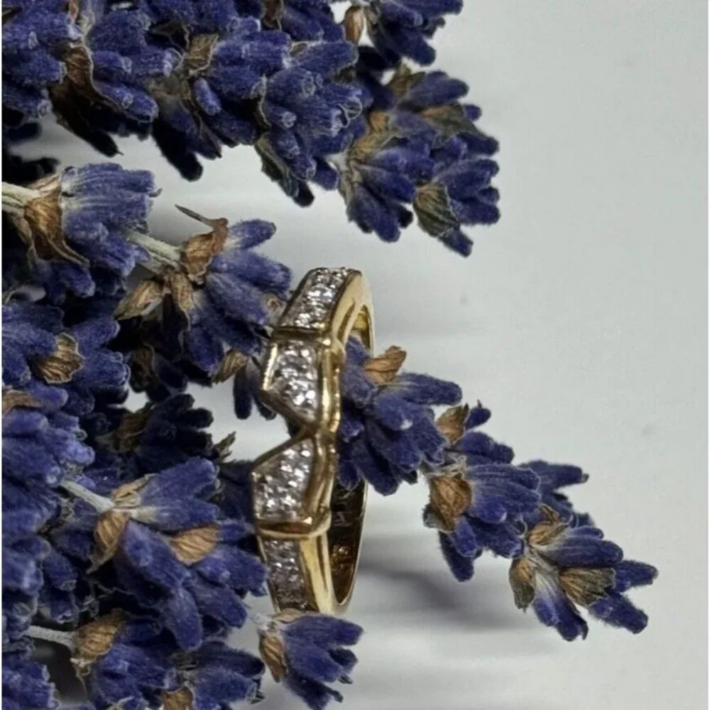 925 STERLING SILVER GOLD PLATED CZ RING SIZE 8.5